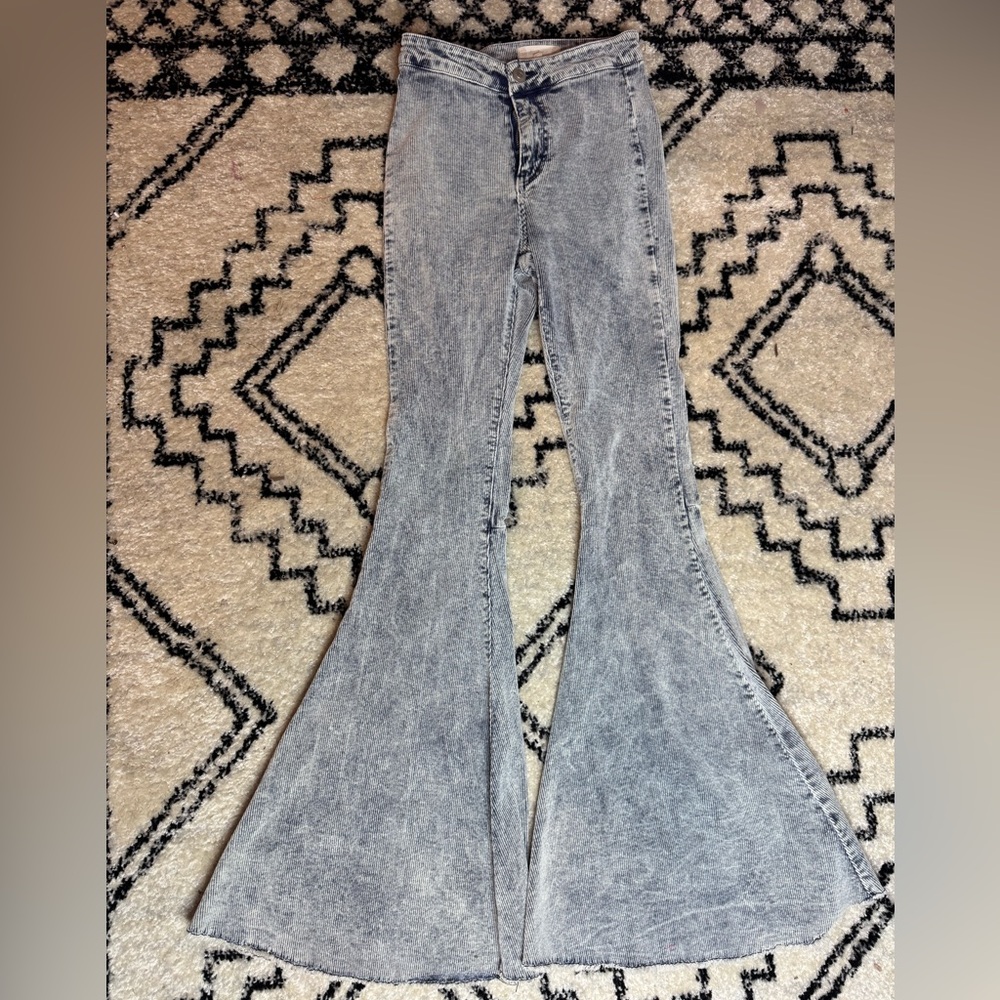 Altard State corduroy flair pants - XS